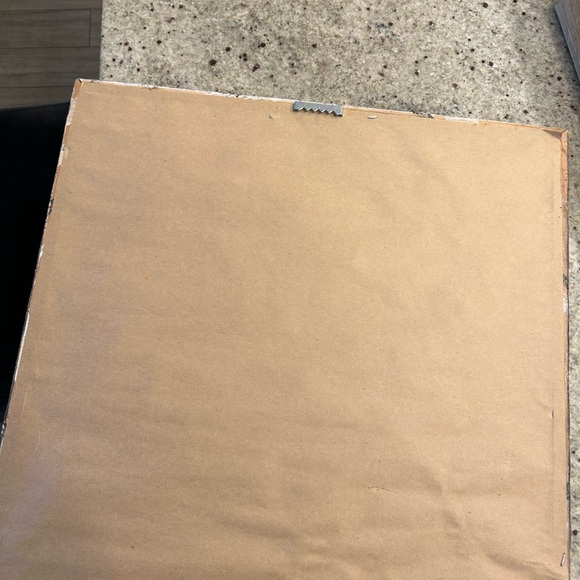 Heart wall hanging in frame - Picture 3 of 3